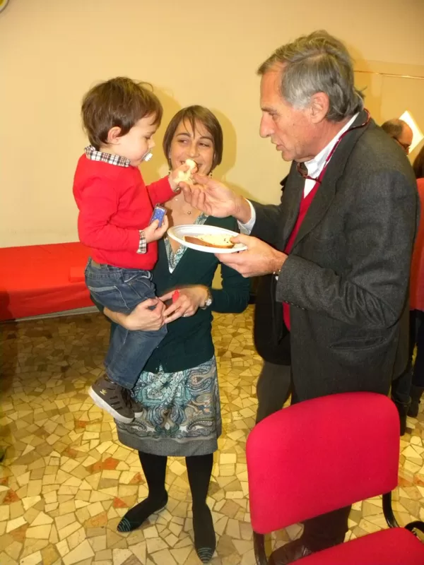 Annalisa, la storica segretaria di DOSCA, tornata dalla Cina per farci un saluto