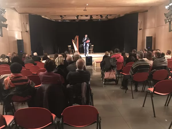 Il nostro presentatore e donatore, Edoardo Segnam