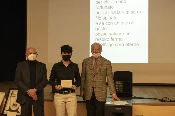 1° Premio DOSCAR Poesia - Rebecca Guida