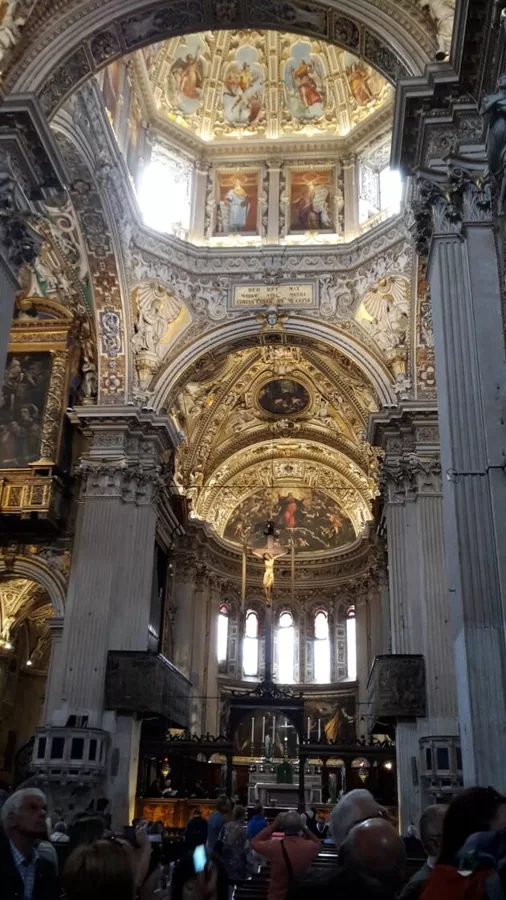 all'interno della Basilica
